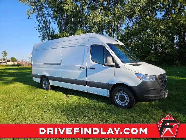 2025 Mercedes-Benz Sprinter Cargo Van