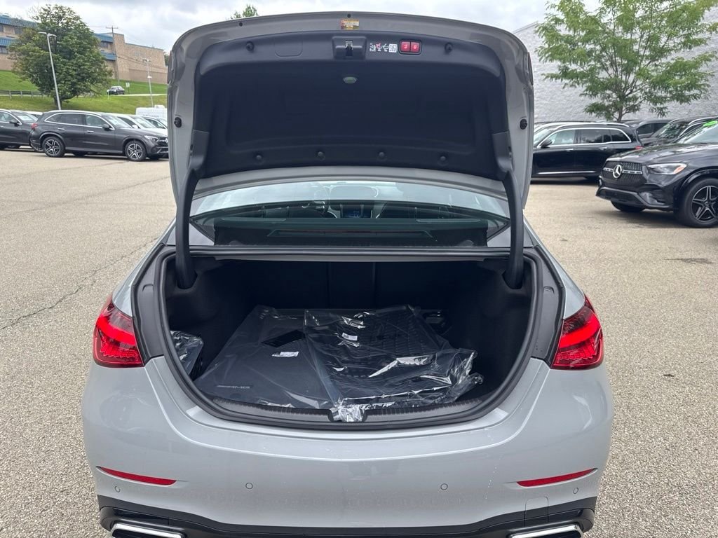 New 2026 MANUFAKTUR Alpine Grey Mercedes-Benz C 300 image 19