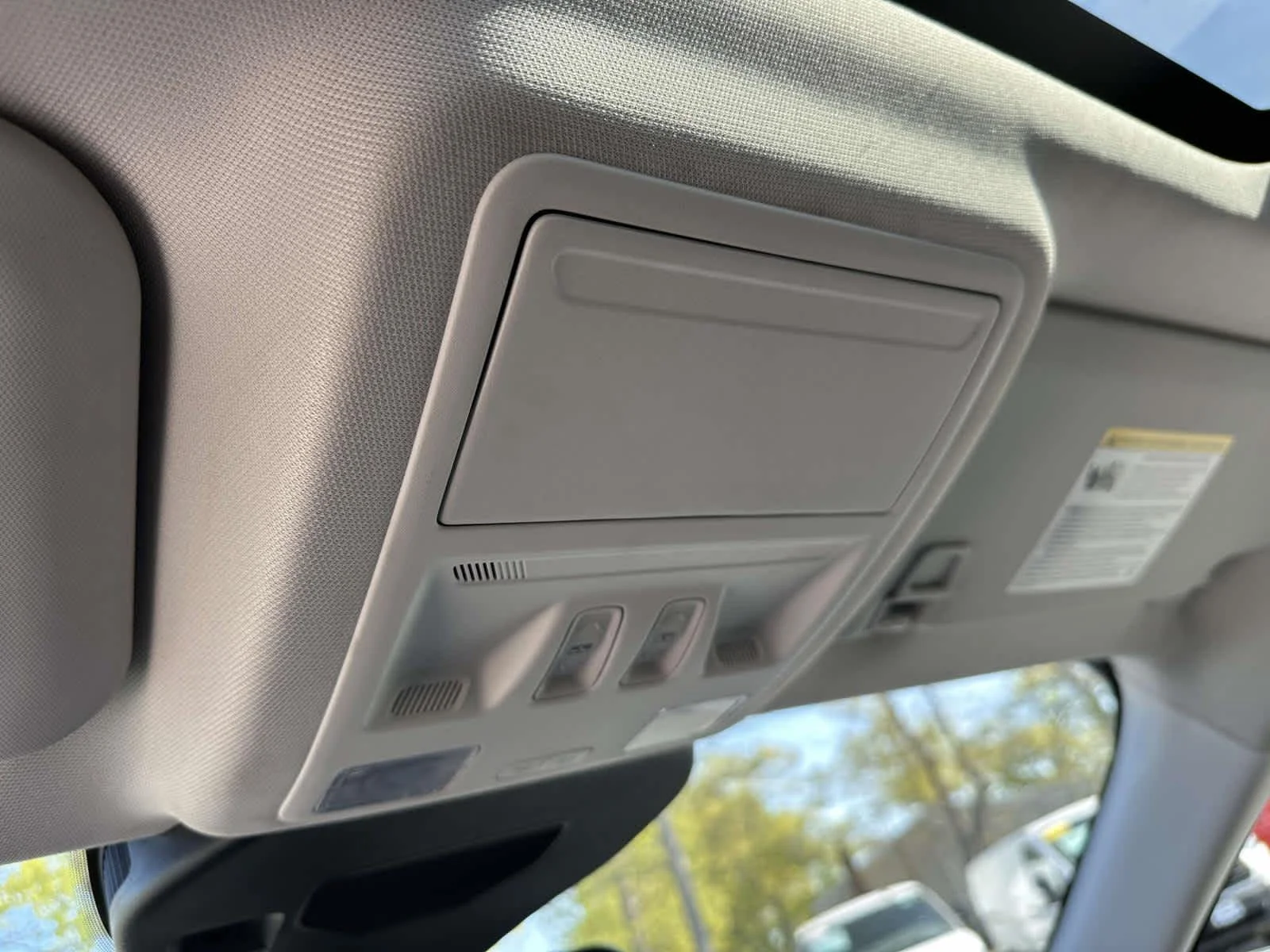 Used 2023 Carbonized Gray Metallic Ford Platinum image 39