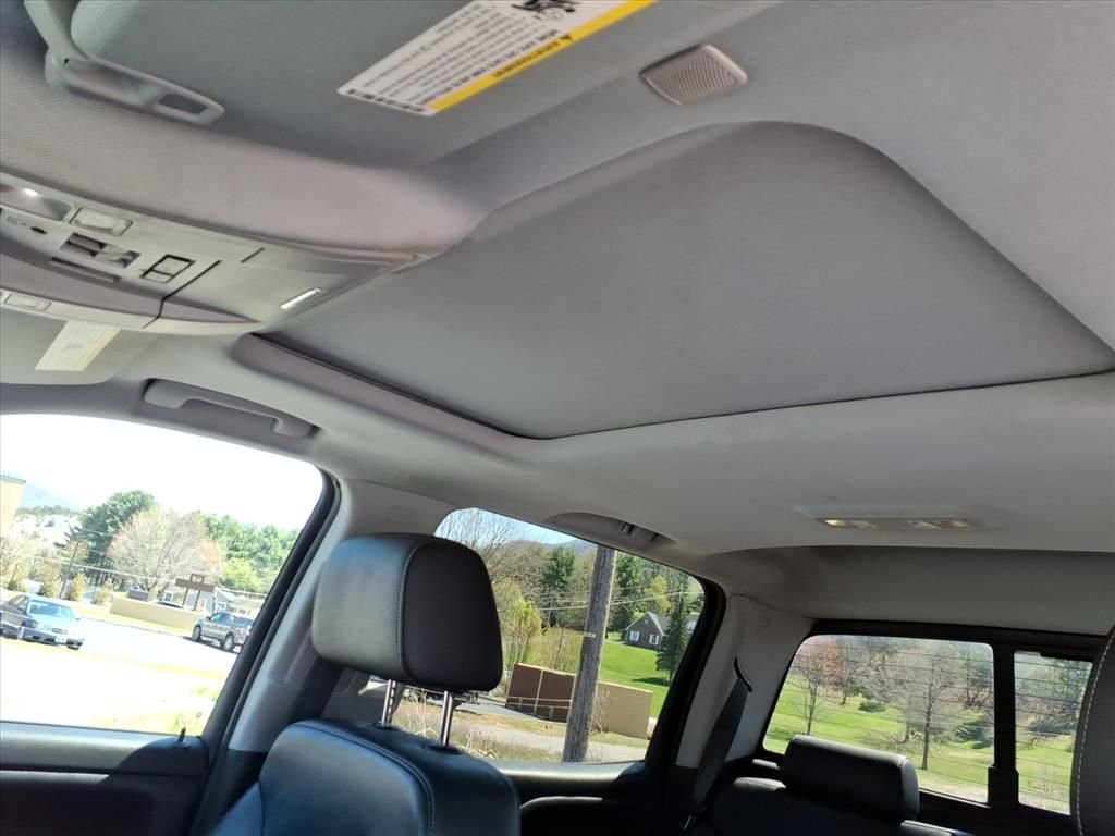 Used 2018 Summit White Chevrolet LTZ image 7