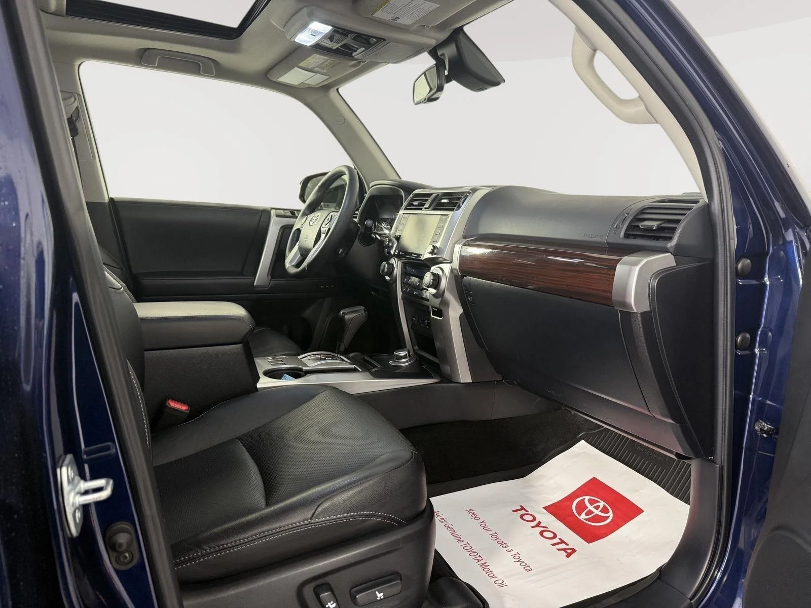 2020 Toyota 4Runner Limited - Photo 14