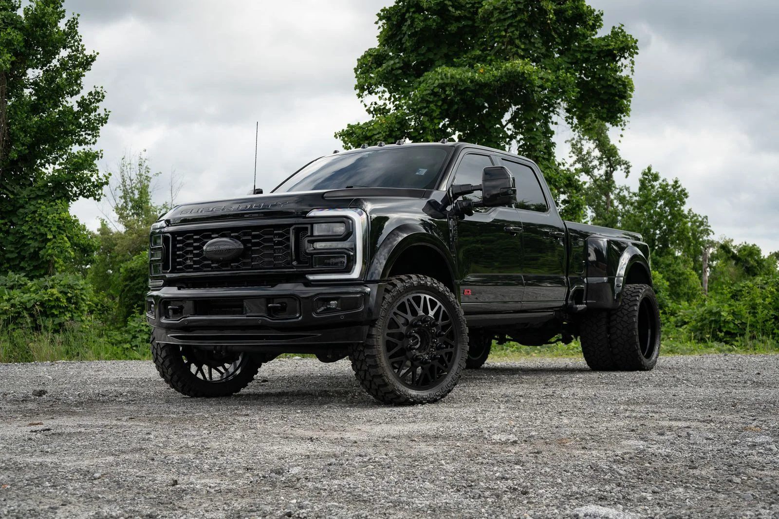 Used 2024 Black Ford Limited image 2
