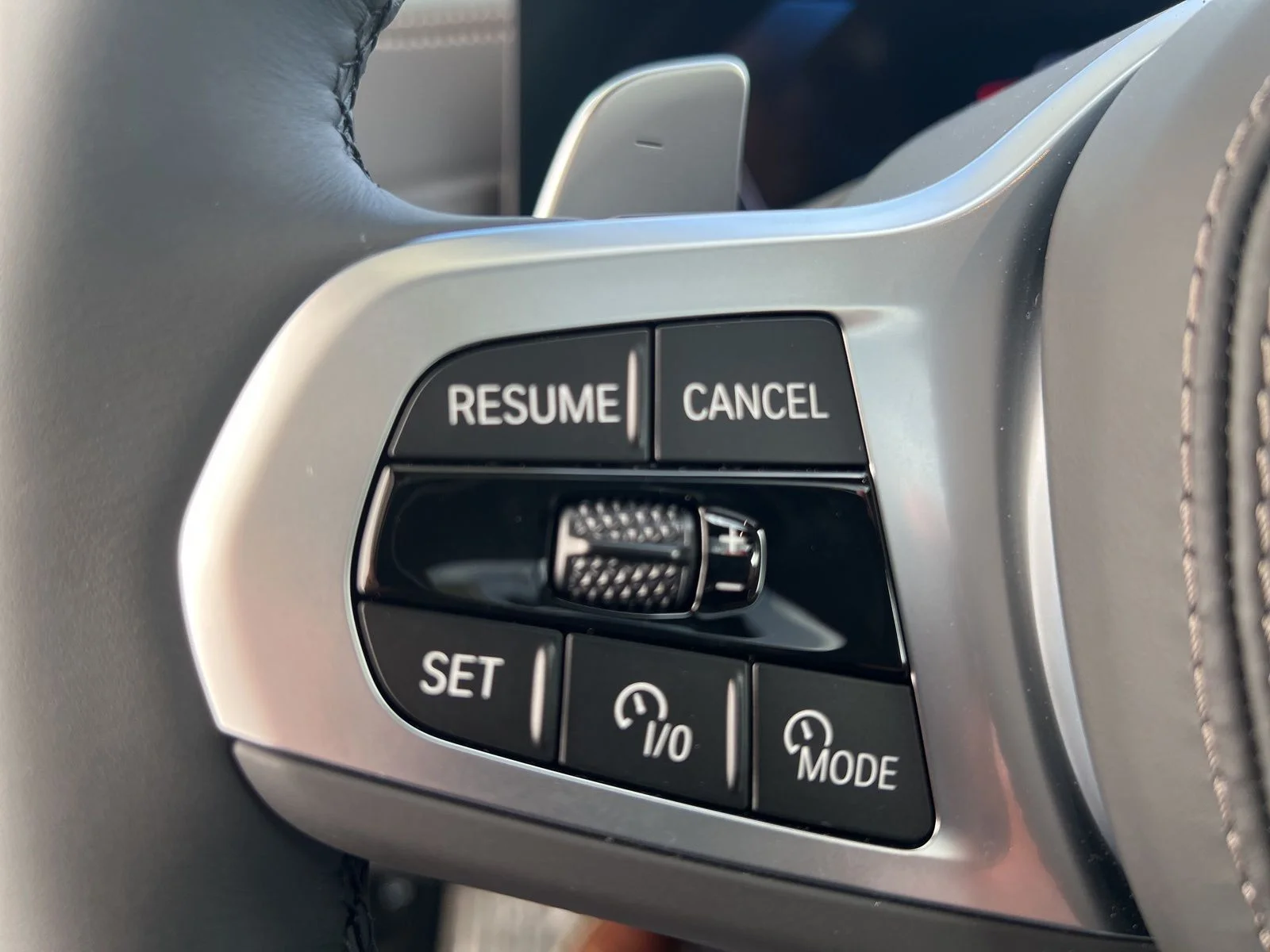 New 2026 Skyscraper Grey Metallic BMW xDrive40i image 8