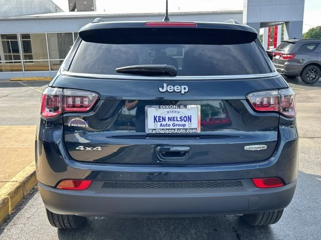 Used 2024 Blue Jeep Latitude Lux image 8