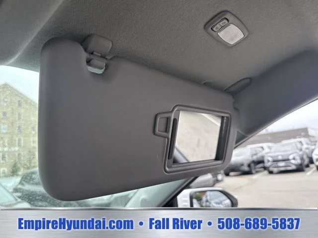 Used 2024 White Hyundai SEL image 32
