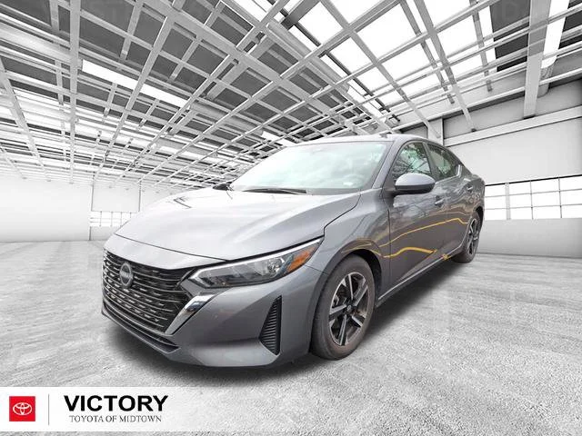 Used 2024 Gray Nissan SV image 8