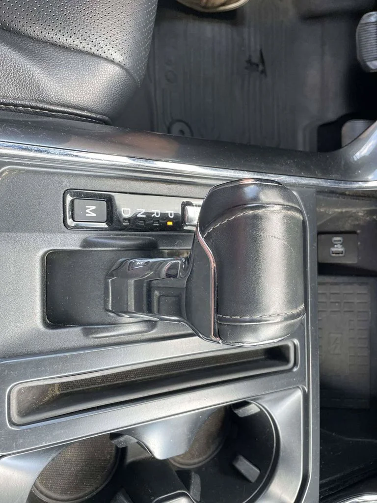 Certified Used 2022 Silver Ford Lariat image 17