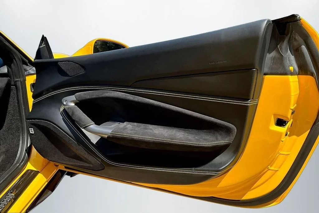 Used 2022 Giallo Modena Ferrari  image 22