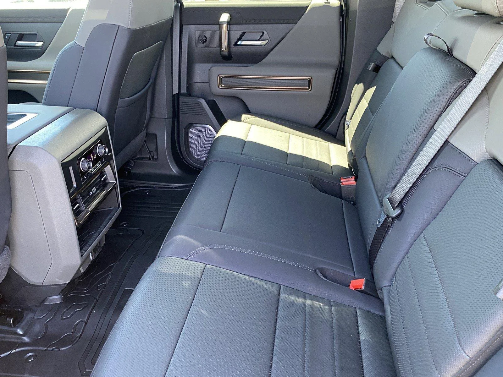 New 2025 Deep Aurora Metallic (Dark Bronze) GMC 3X image 12