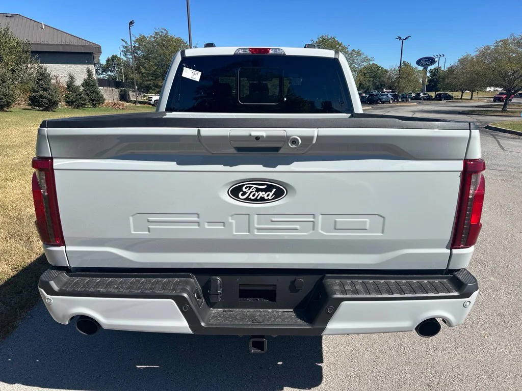 New 2026 Avalanche Ford XLT image 6