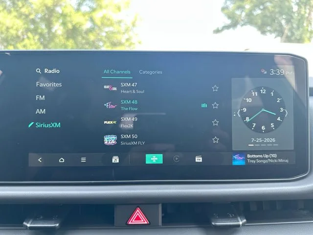New 2027 Snow White Pearl Kia X-Line S image 14