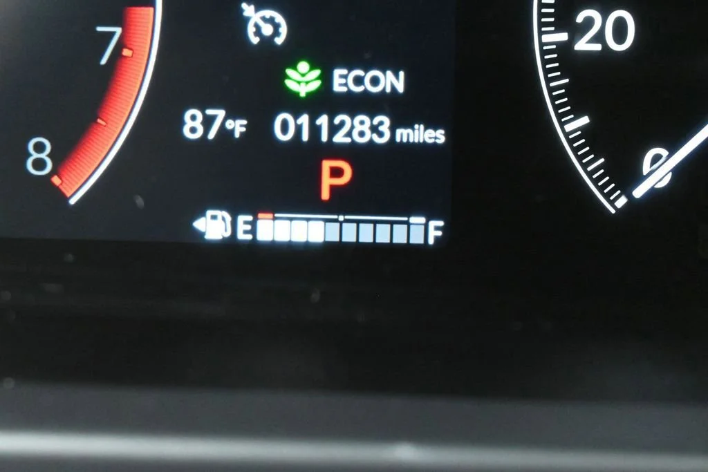 Used 2025 Black Honda LX image 31