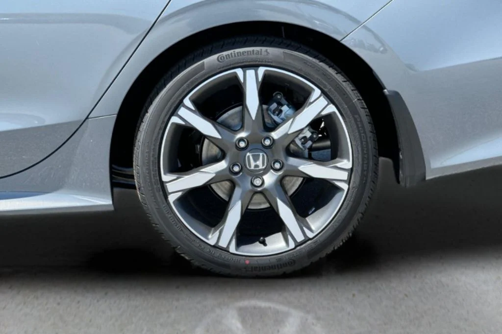 New 2026 Urban Gray Pearl Honda Sport Touring image 32