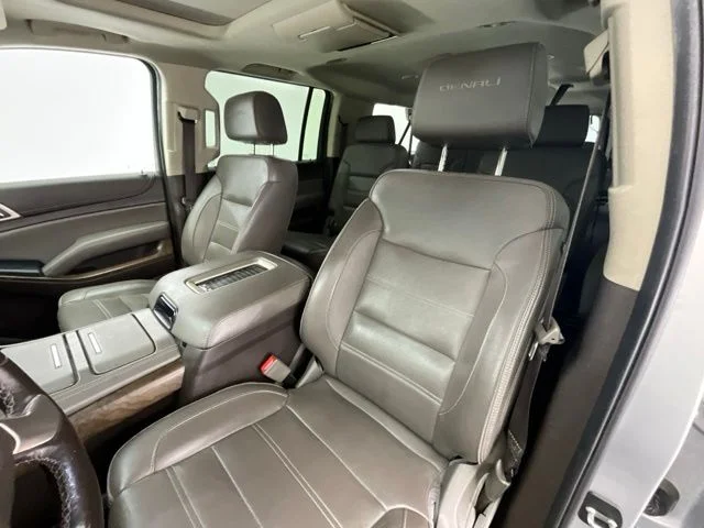Used 2019 Silver GMC Denali image 6