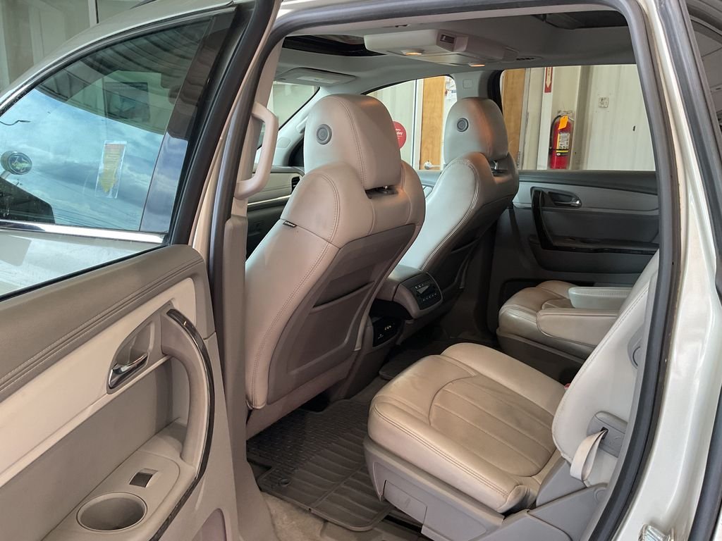 Used 2013 Gold Chevrolet LTZ image 29