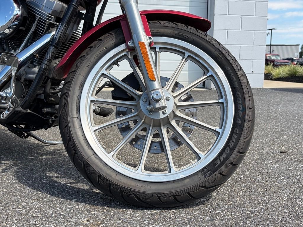 Used 2004 Red Harley-Davidson  image 10