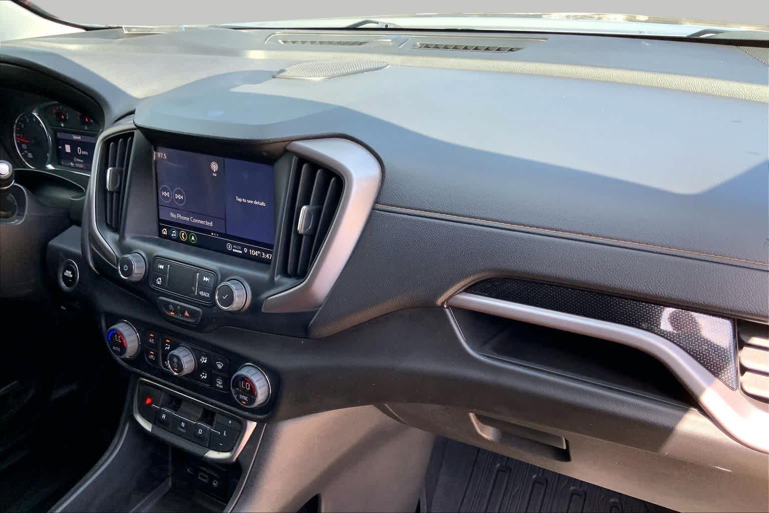 Used 2024 Sterling Metallic GMC AT4 image 18