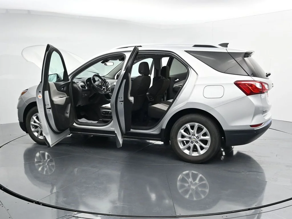 Used 2018 Silver Chevrolet LT image 41