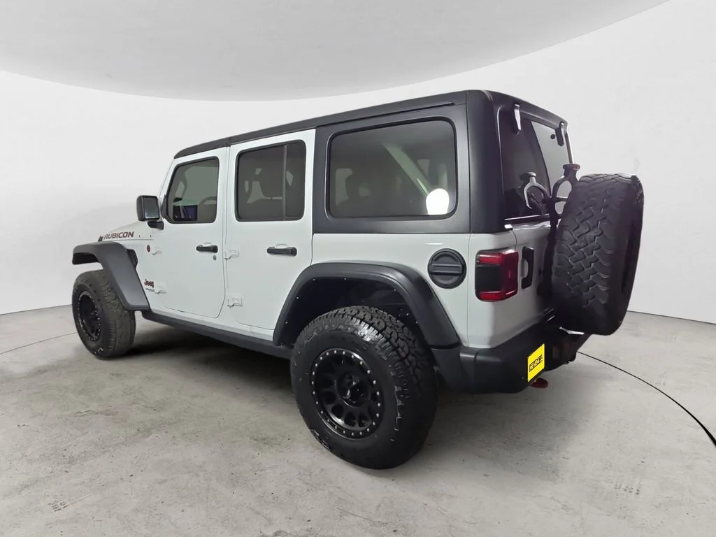 Used 2021 White Jeep Unlimited Rubicon image 3
