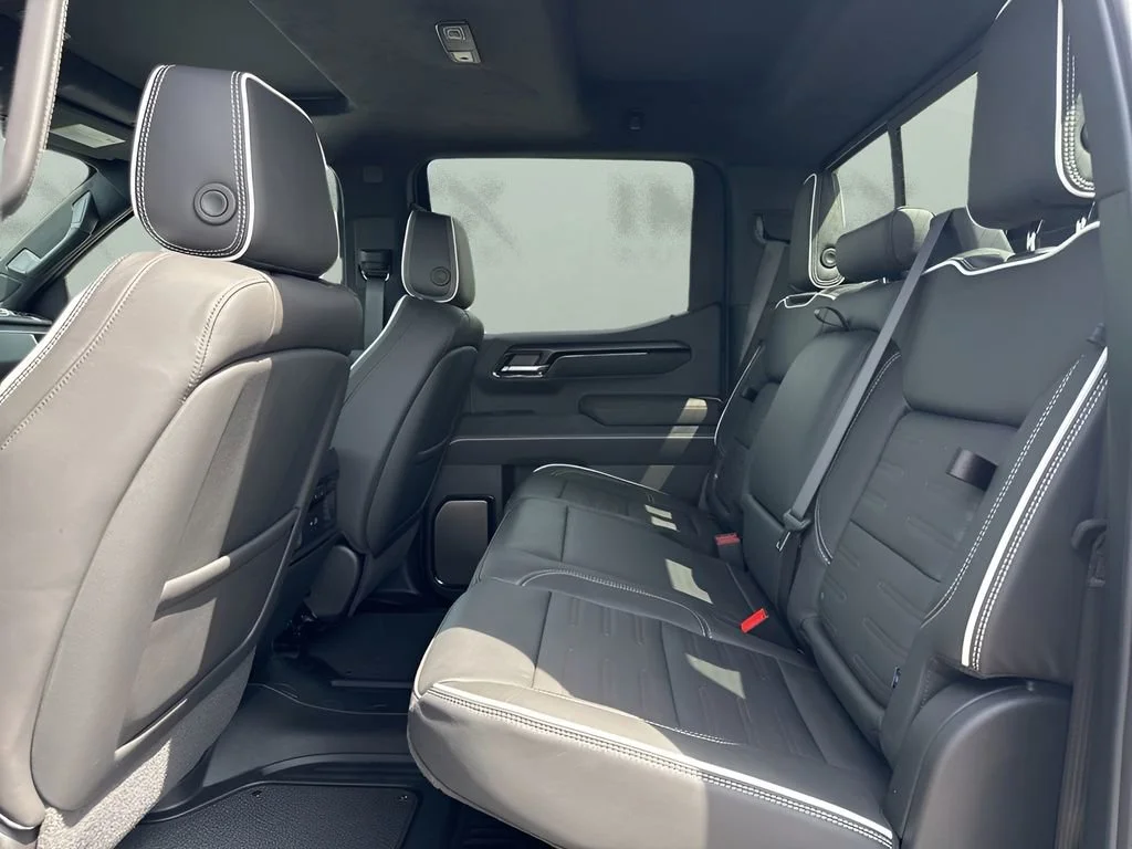 New 2026 Sterling Metallic GMC AT4X image 15