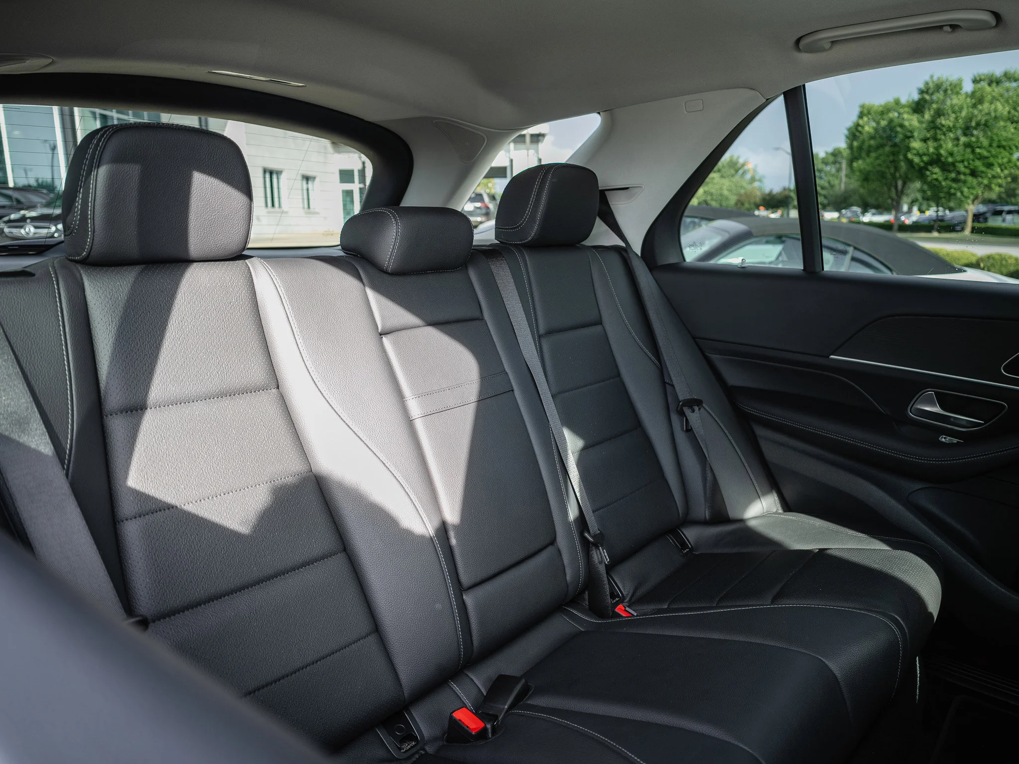 Certified Used 2024 Black Mercedes-Benz GLE 350 image 33