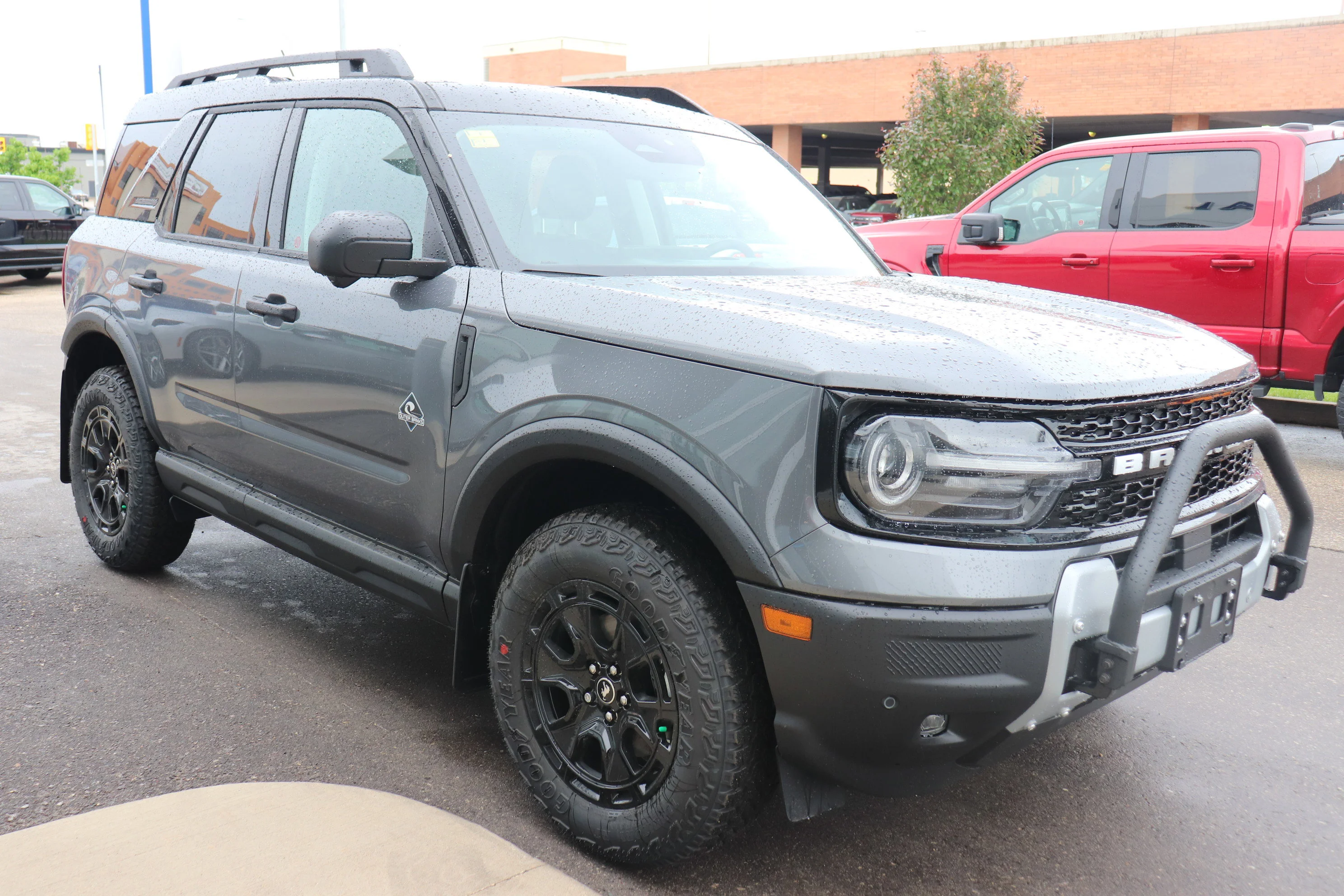 New 2026 CARBONIZED GREY Ford Outer Banks image 5
