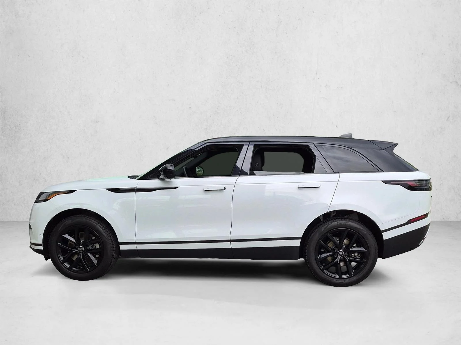 Used 2026 Fuji White Land Rover S image 8