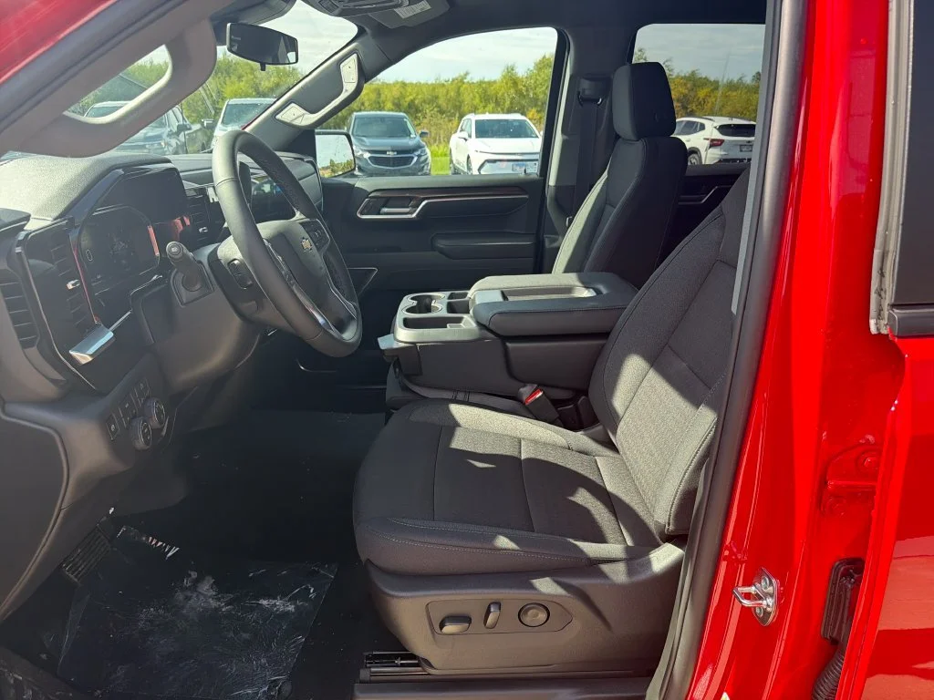 2026 Chevrolet Silverado 1500 LT - Photo 23