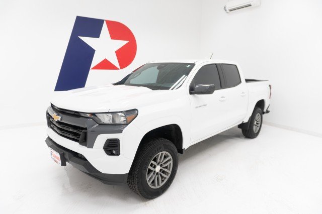 Used 2023 Summit White Chevrolet 2WD LT image 1