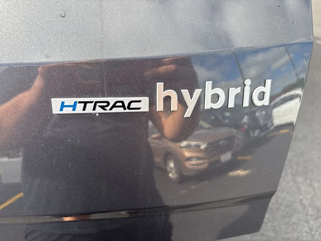 Used 2025 Gray Hyundai SEL Convenience image 33