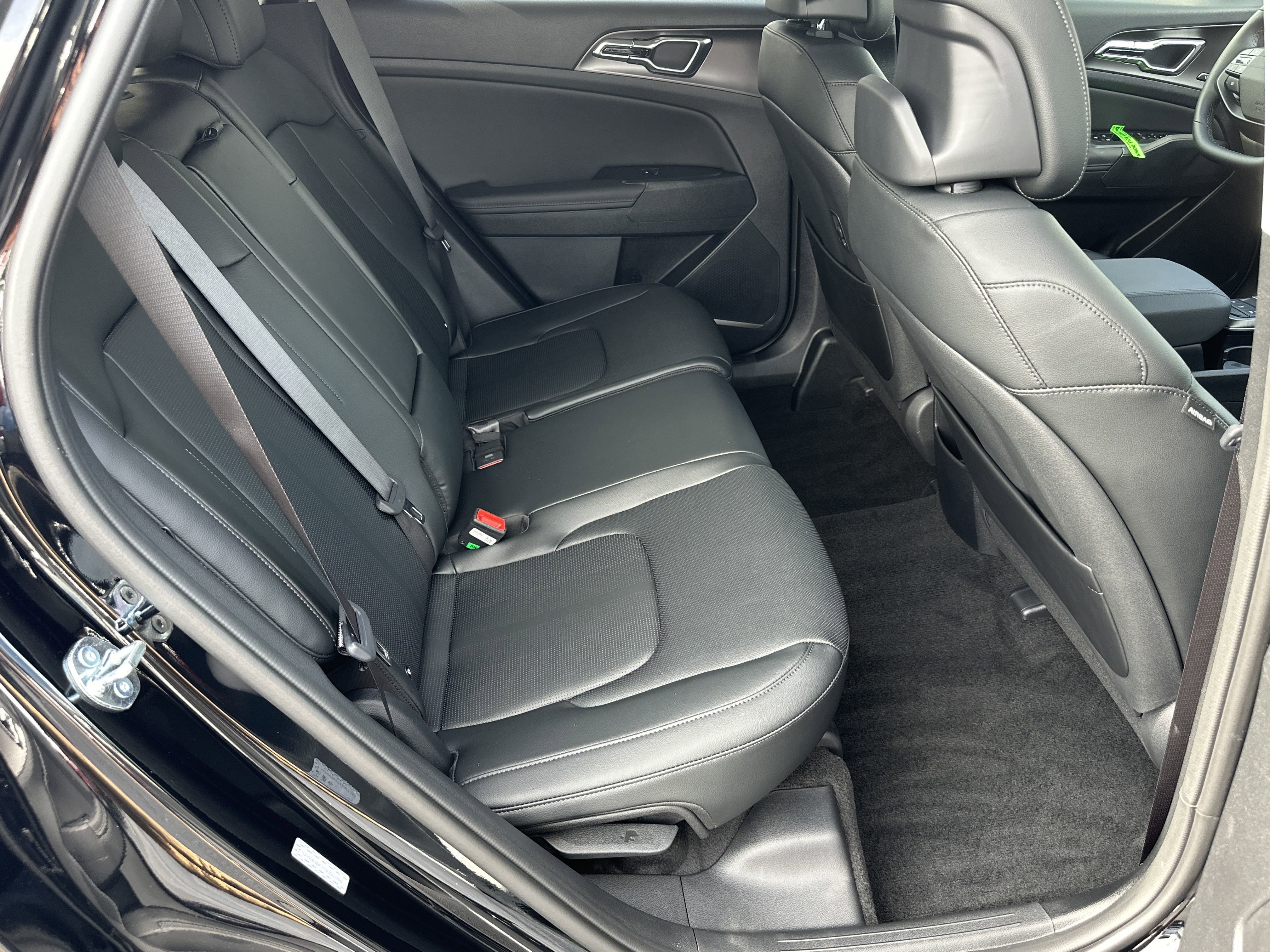 2026 Kia Sportage SX - Photo 17