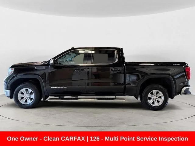 Used 2020 Onyx Black GMC SLE image 2