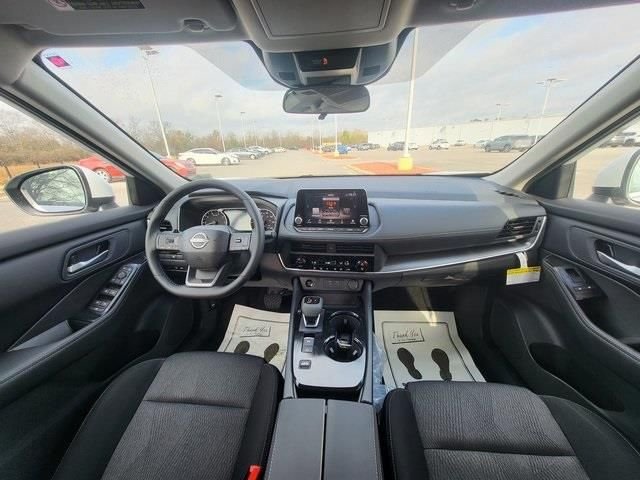 New 2026 Everest White Pearl TriCoat Nissan SV image 16