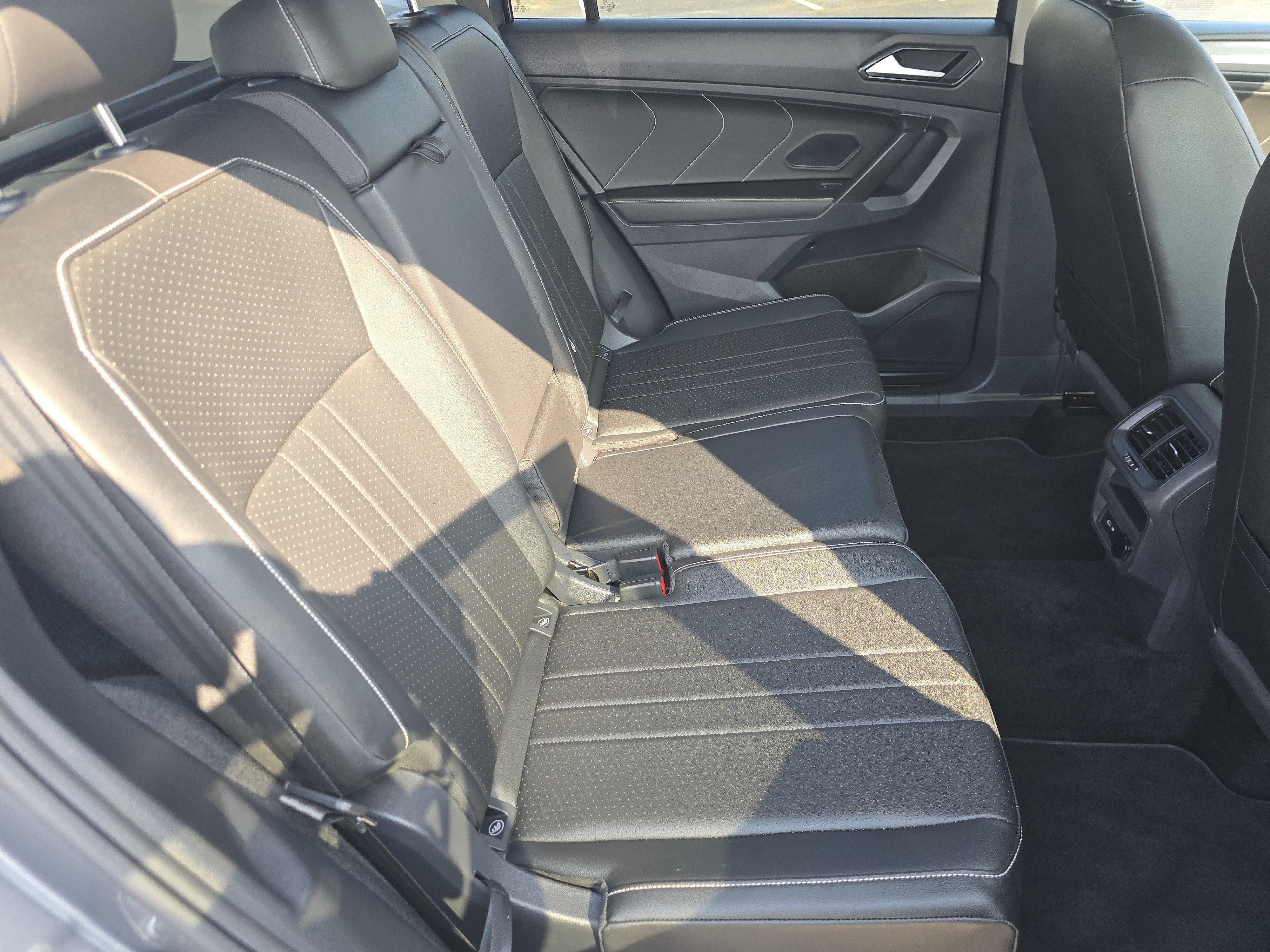 Certified Used 2023 Platinum Gray Metallic Volkswagen SE image 17