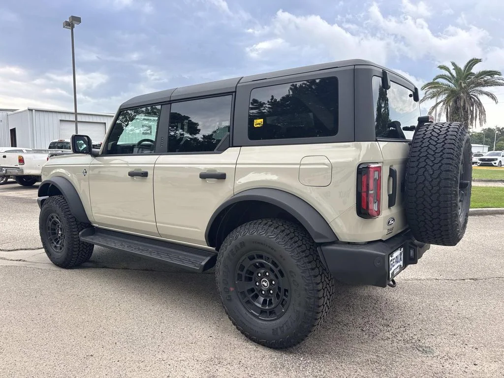 New 2026 Desert Sand Ford Outer Banks® image 13