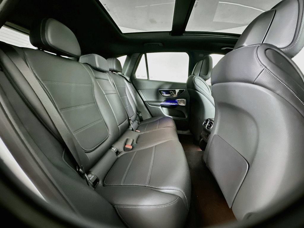 New 2026 Polar White Mercedes-Benz GLC 300 image 62