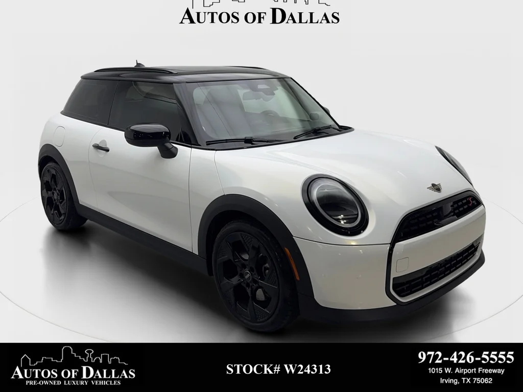 2025 MINI Hardtop Cooper S Signature's photo