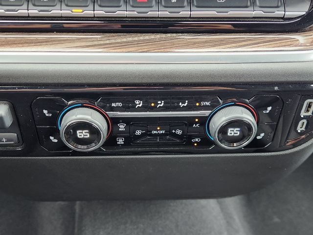 Used 2025 Black Chevrolet LT image 20