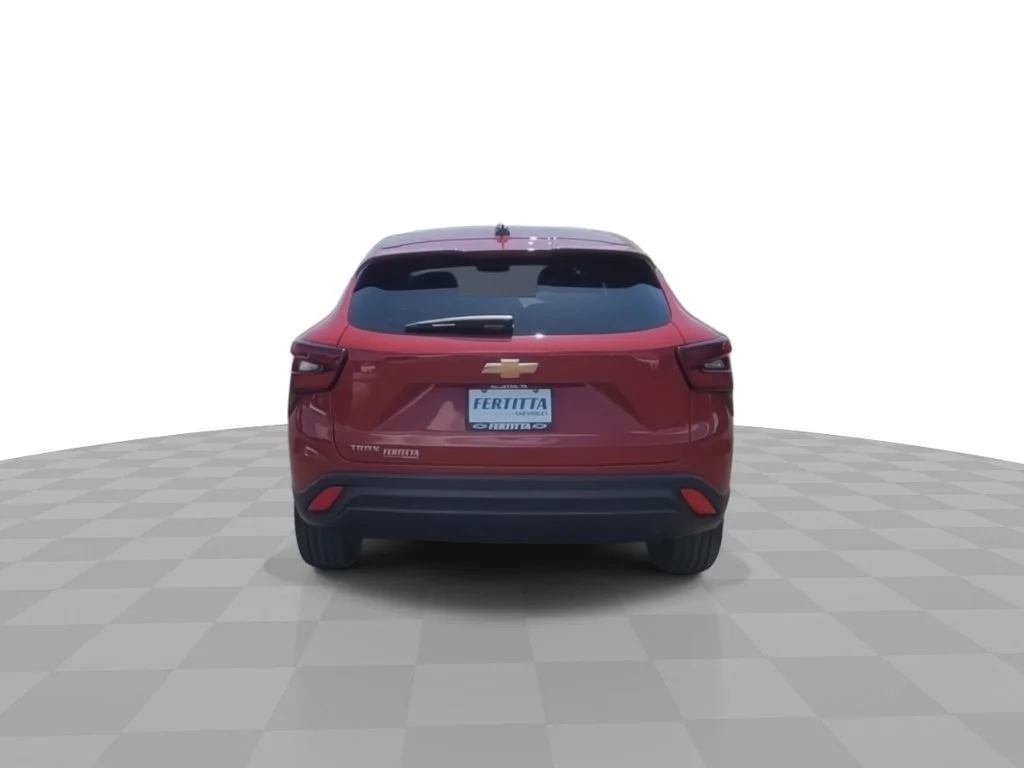 2026 Chevrolet Trax LS - Photo 7