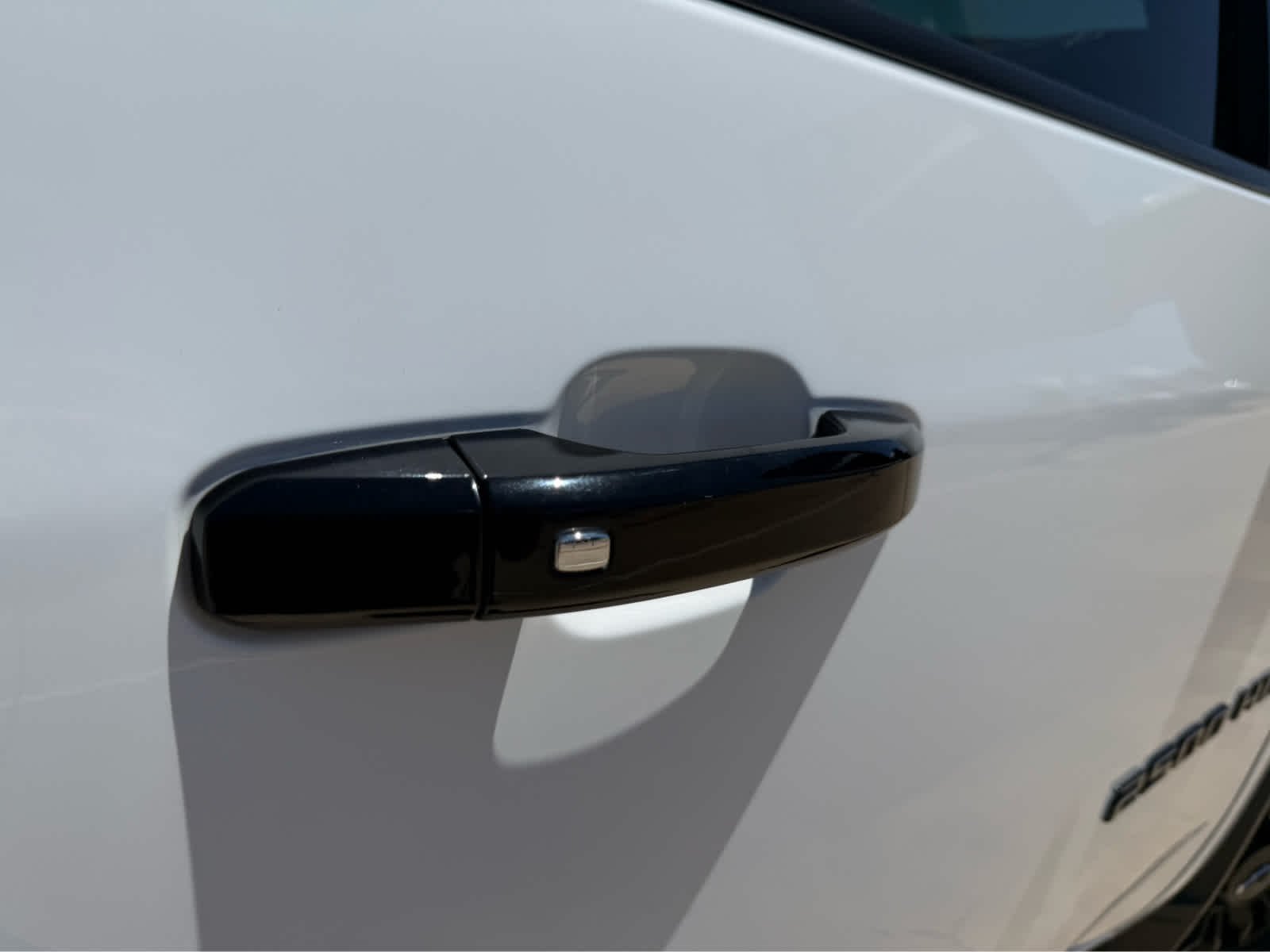Used 2021 Summit White Chevrolet LT image 16