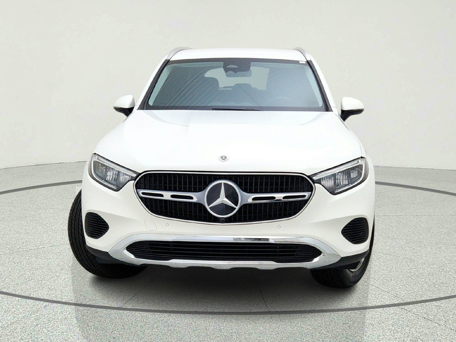 Certified Used 2024 Polar White Mercedes-Benz GLC 300 image 3