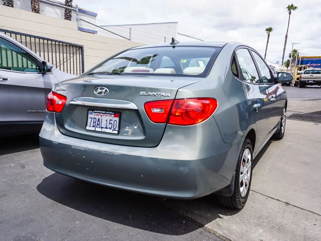 Used 2010 Beige Hyundai GLS image 7