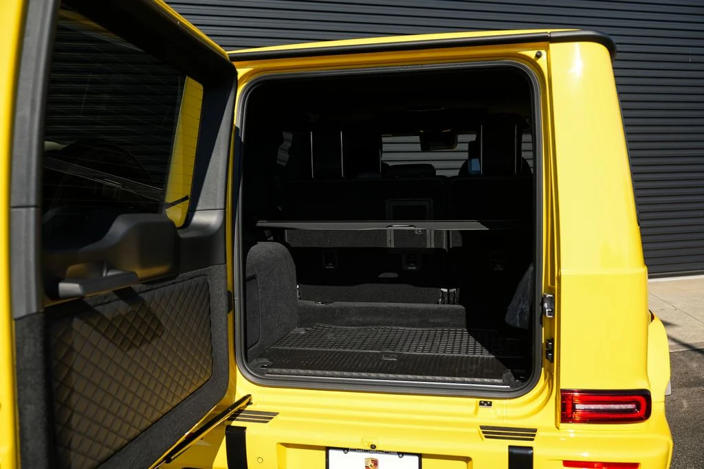Used 2026  Mercedes-Benz G 550 image 32