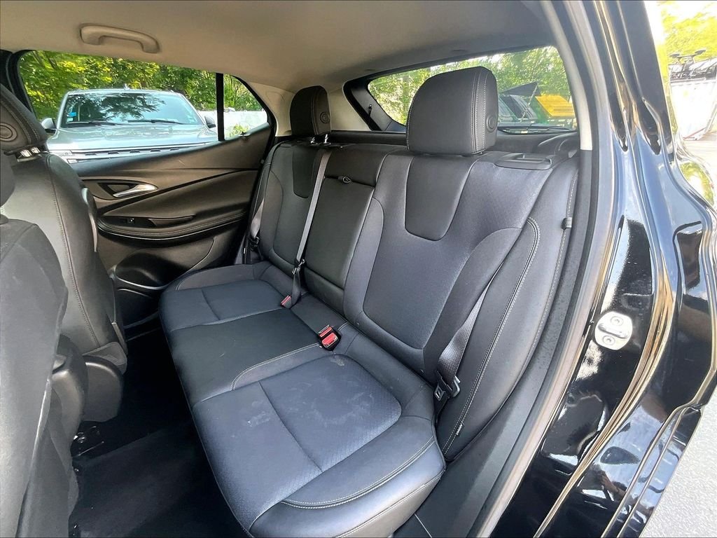 Used 2023 Ebony Twilight Metallic Buick Select image 15