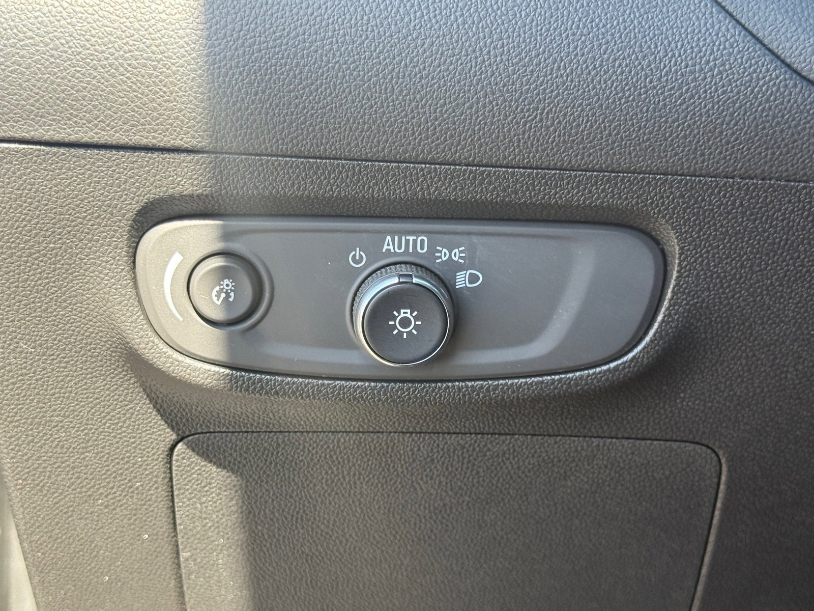 2025 Buick Encore GX Preferred - Photo 24