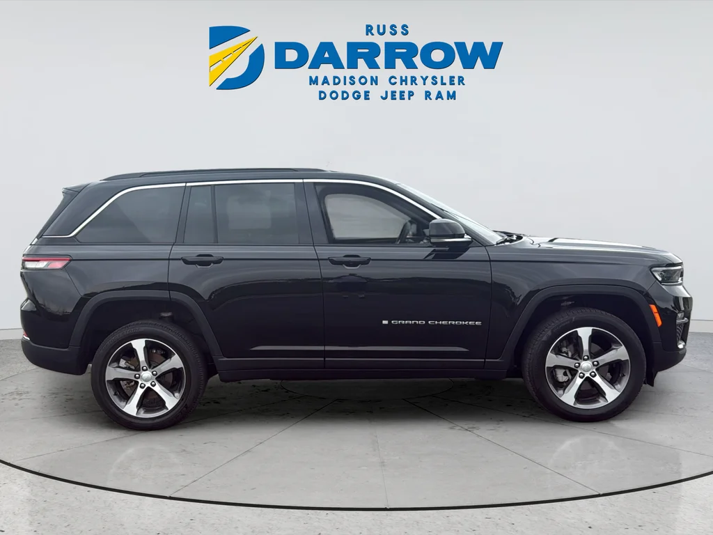 Certified Used 2025 Black Jeep Limited image 6