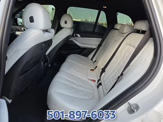 Used 2023 White BMW xDrive40i image 8