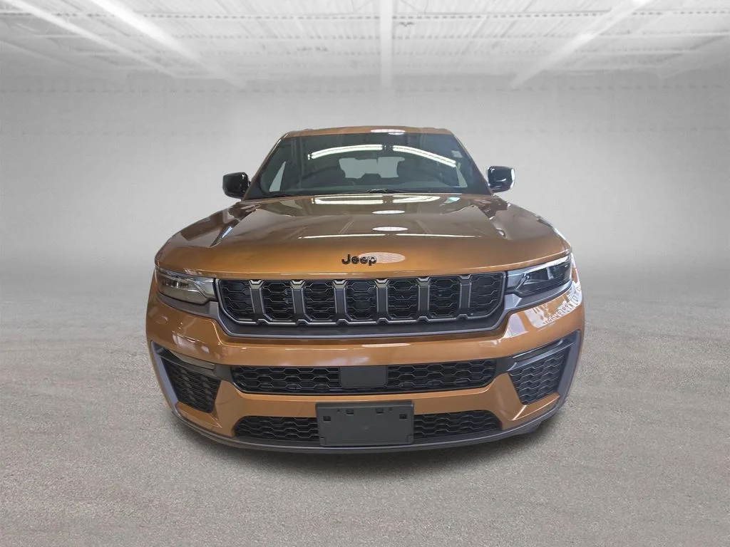 New 2026 Copper Shino Metallic Clearcoat Jeep Limited image 6