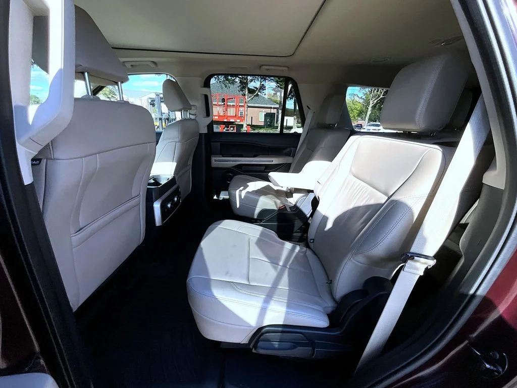 Used 2024 Red Ford XLT image 19
