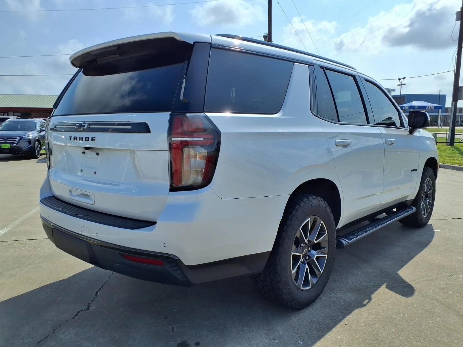 Used 2021 Beige Chevrolet Z71 image 3